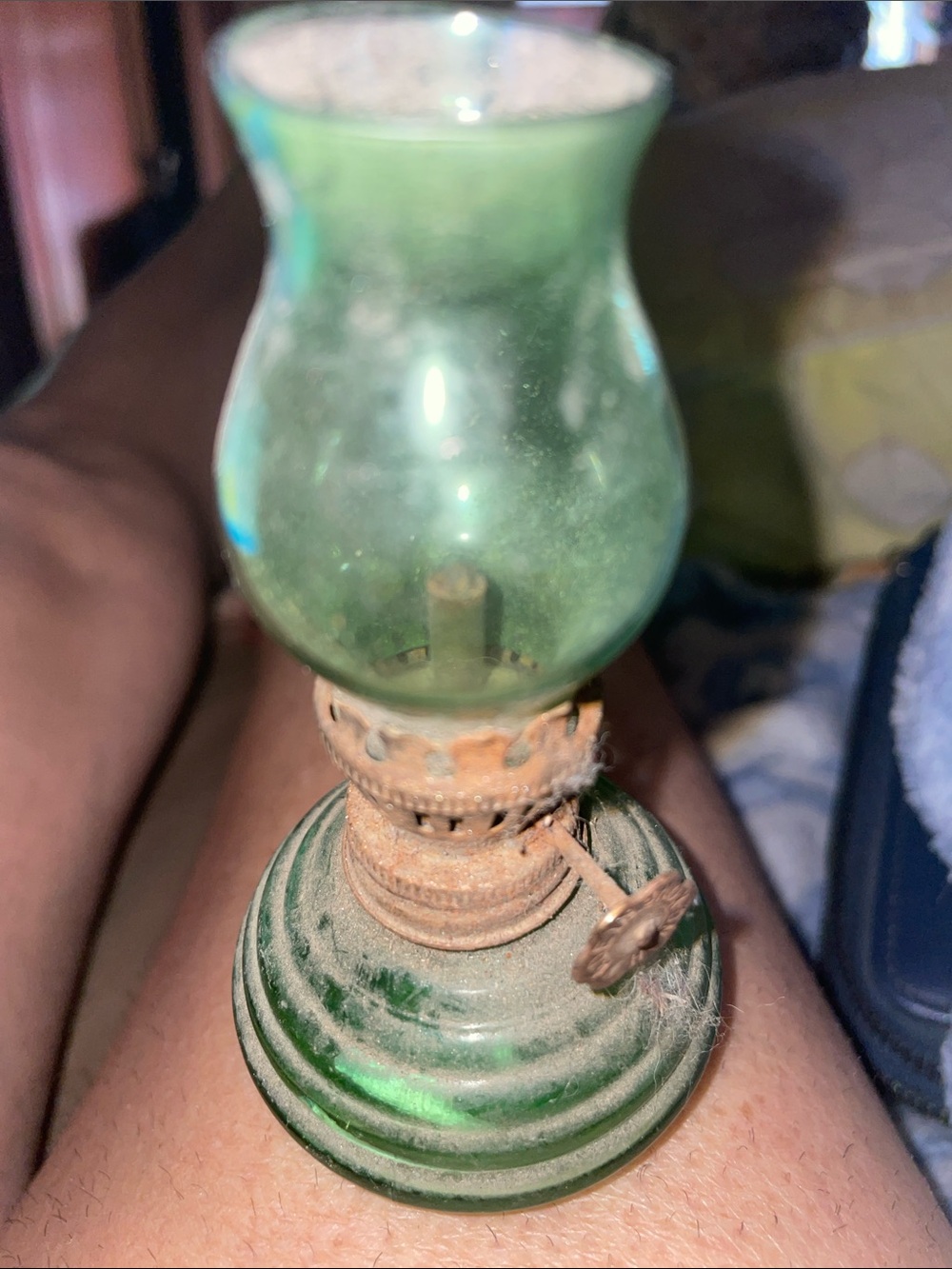 Green Vintage-Style Glass Oil Lamp - Unbranded mini